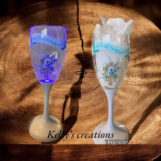 Liquid activated wine glass